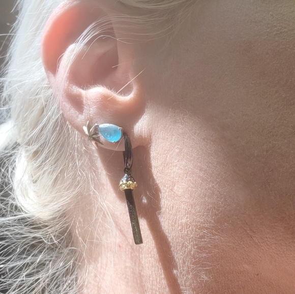 green tourmaline & sterling & gold long pillar earrings - Picture 6 of 10